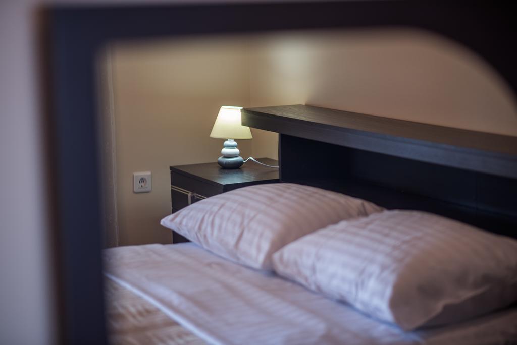 Apartman Slavko Krk Town Exteriör bild