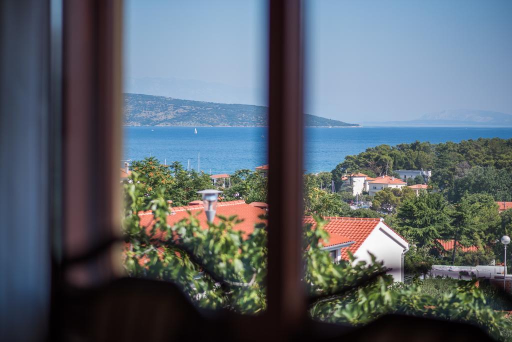Apartman Slavko Krk Town Exteriör bild